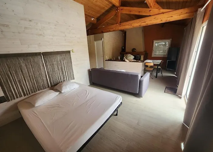 Bienvenue Chez Nous !